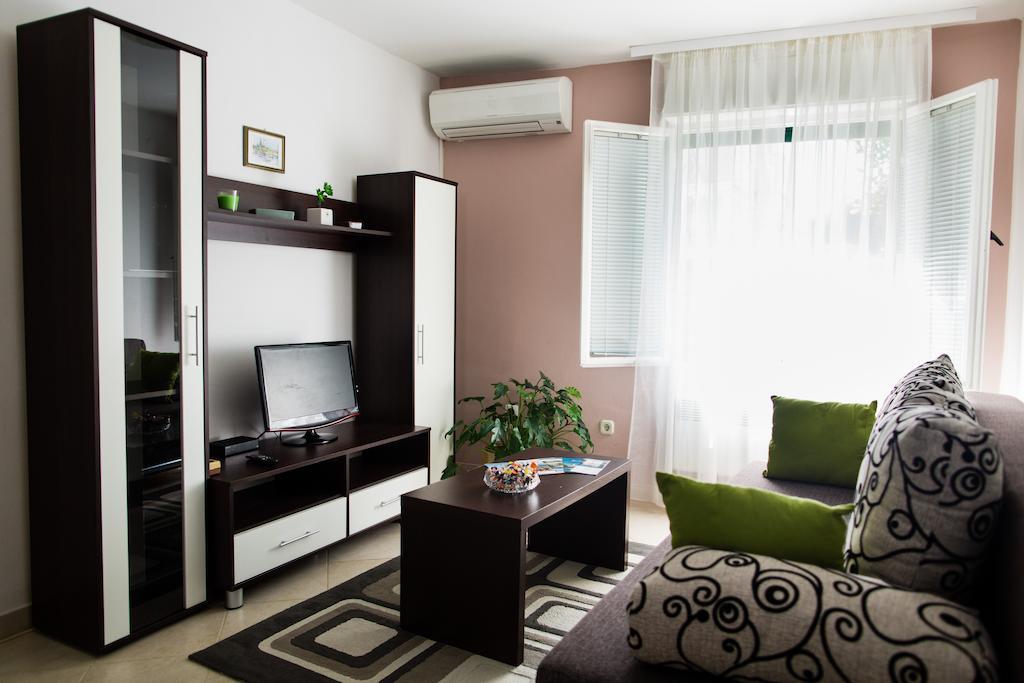 Apartments Kanajet Kaštela Zimmer foto